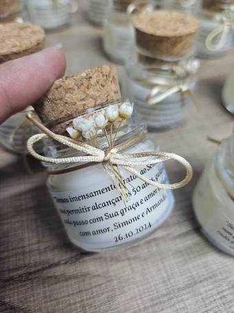 Mini vela aromática lembrancinha - tampa Rolha  - 30 gramas - Personalizada